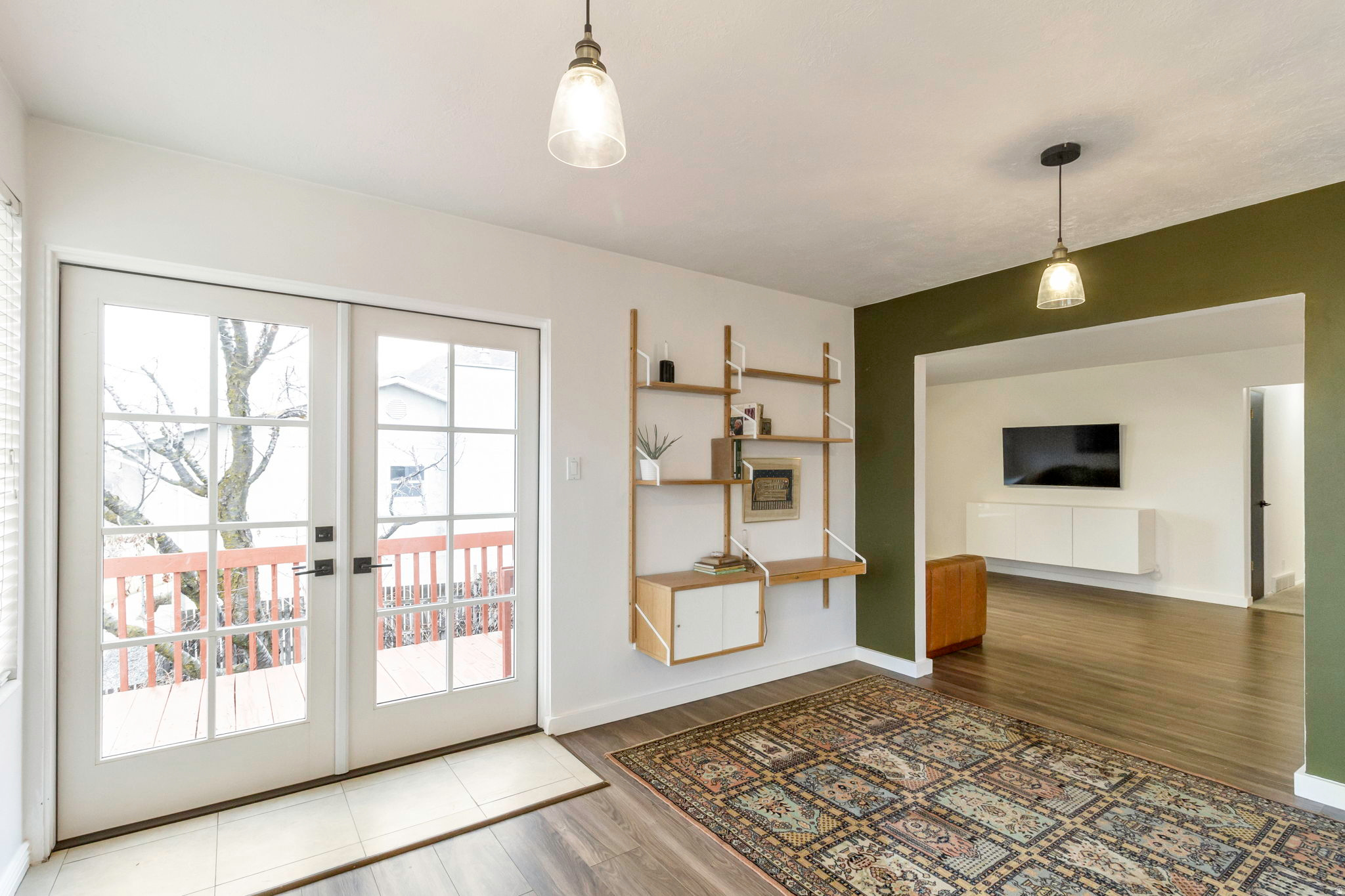 CONTINENTAL ESTATES - Residential