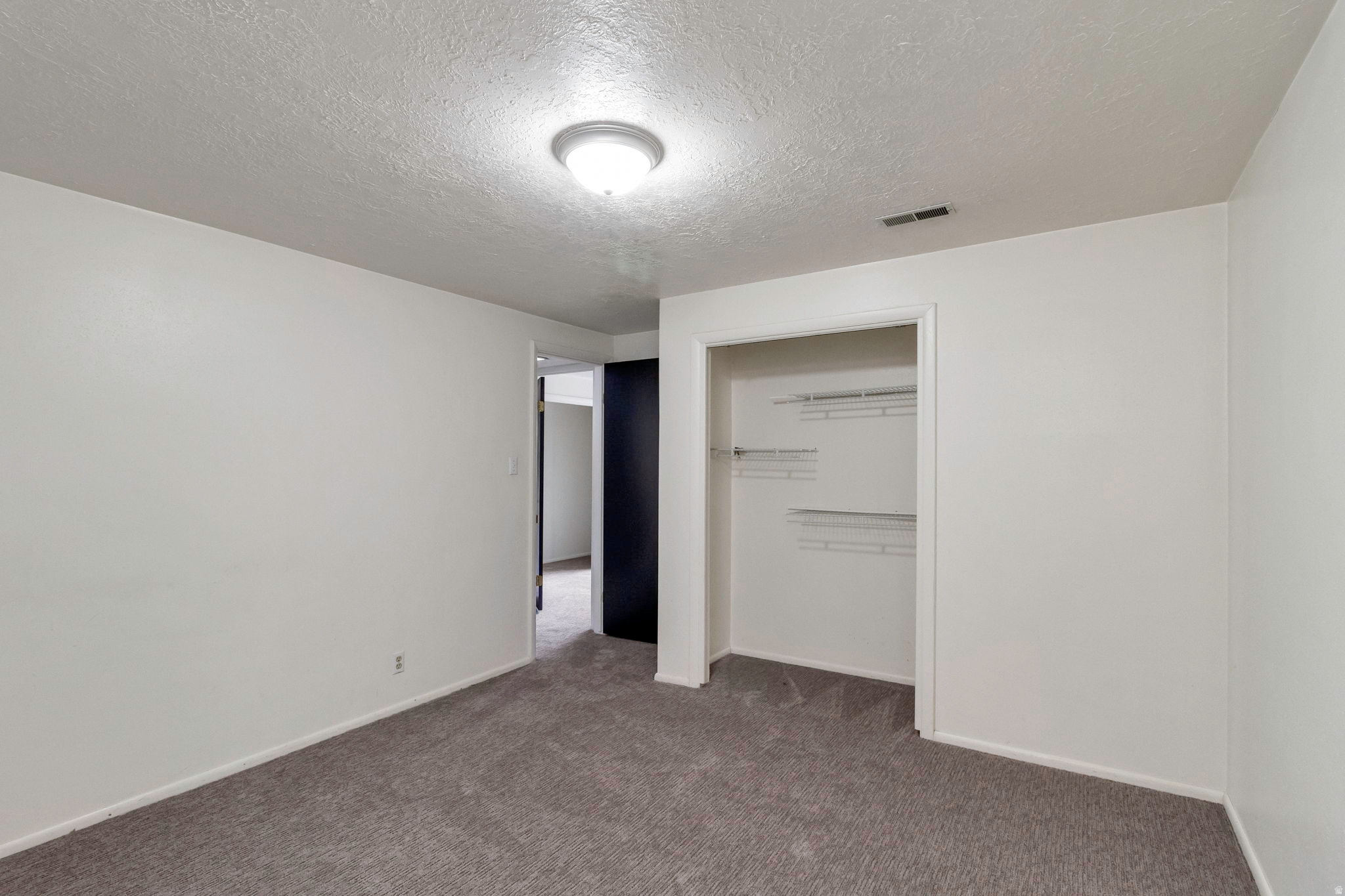 CONTINENTAL ESTATES - Residential