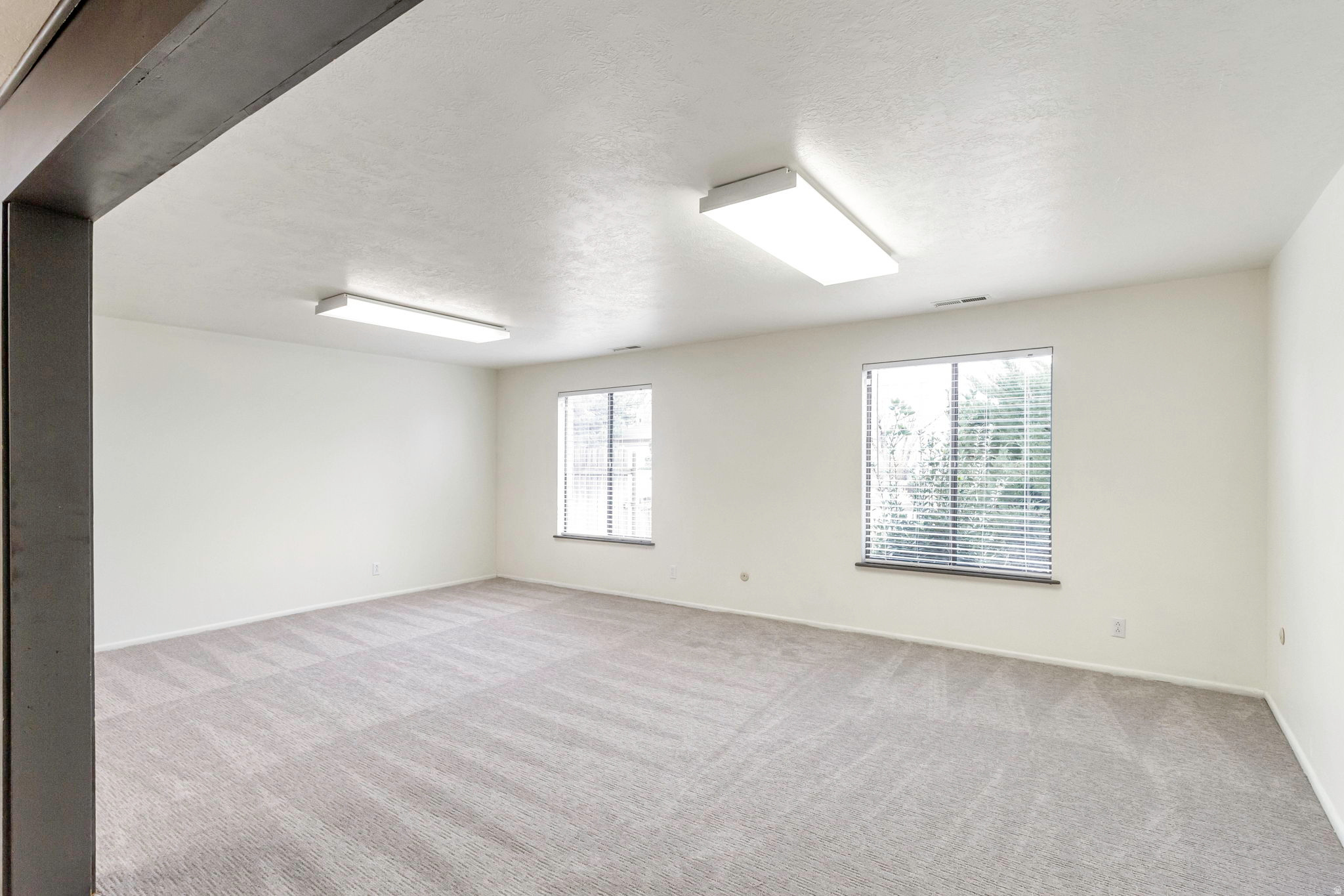 CONTINENTAL ESTATES - Residential