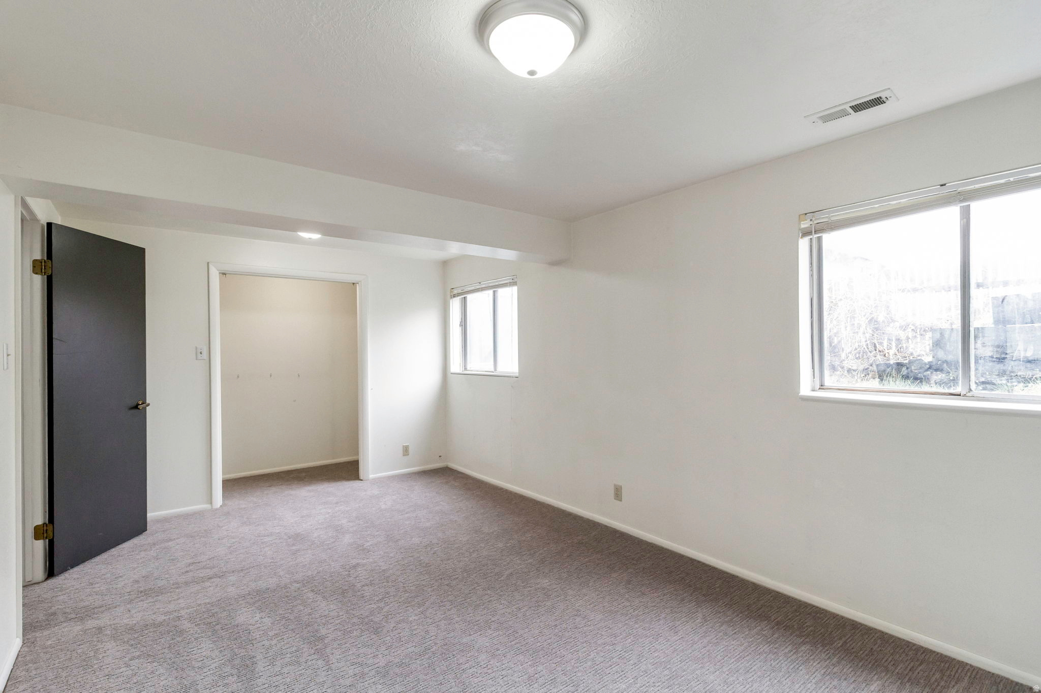 CONTINENTAL ESTATES - Residential