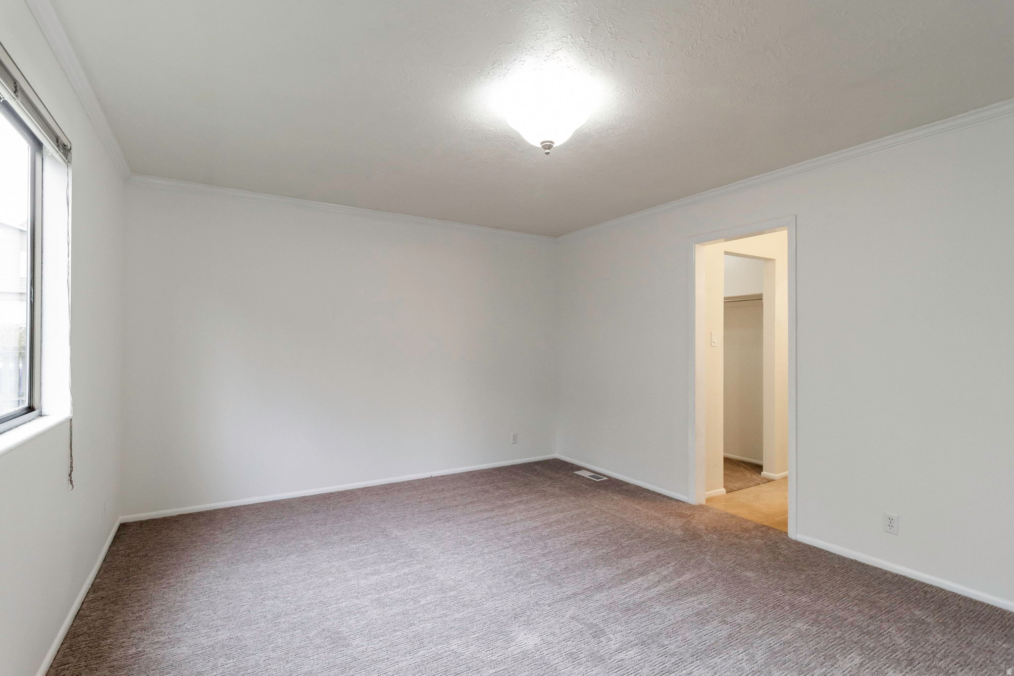 CONTINENTAL ESTATES - Residential