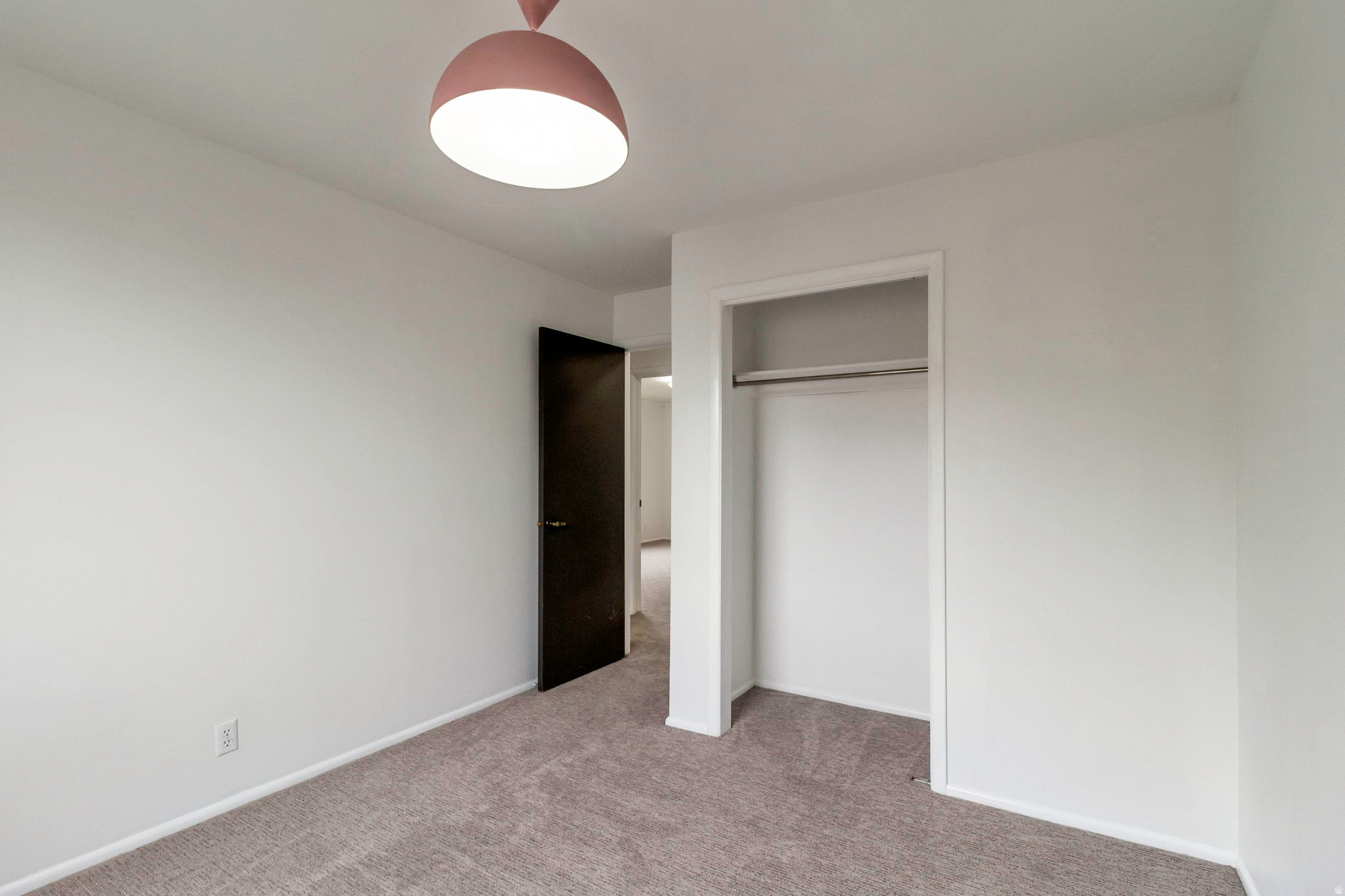 CONTINENTAL ESTATES - Residential