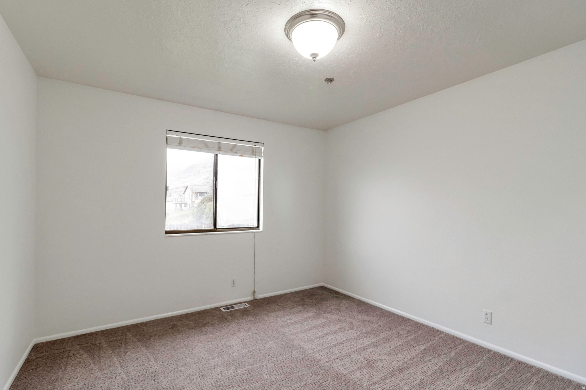 CONTINENTAL ESTATES - Residential