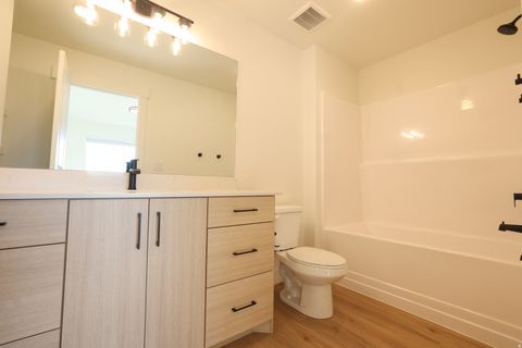 Tiny photo for 254 W 690 N, Smithfield, UT 84335 (MLS # 2139145)