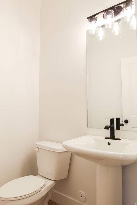 Tiny photo for 254 W 690 N, Smithfield, UT 84335 (MLS # 2139145)