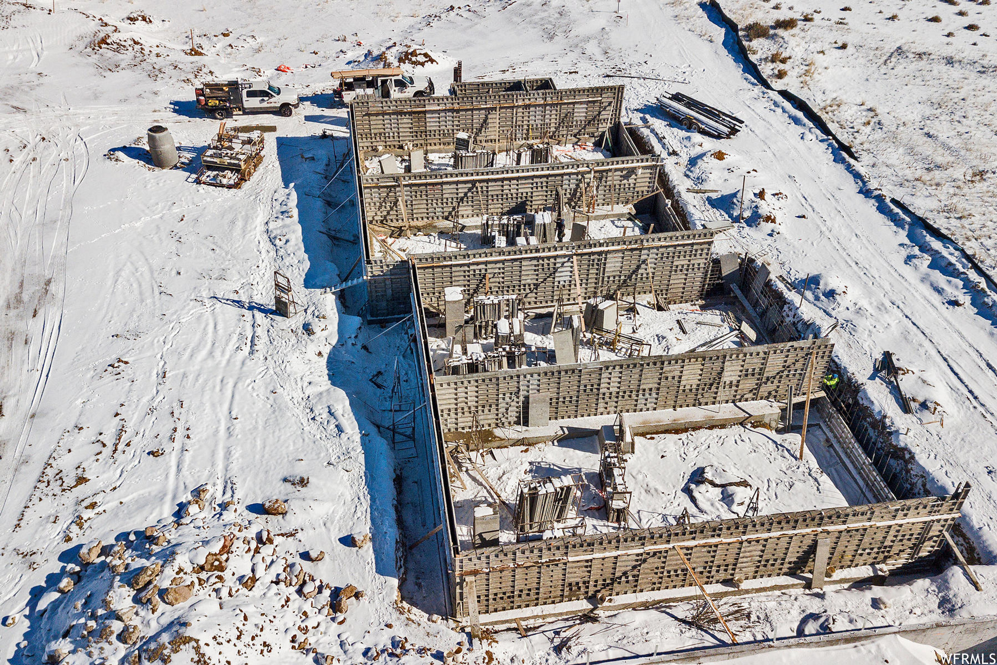 Silver Creek - Commercial Sale