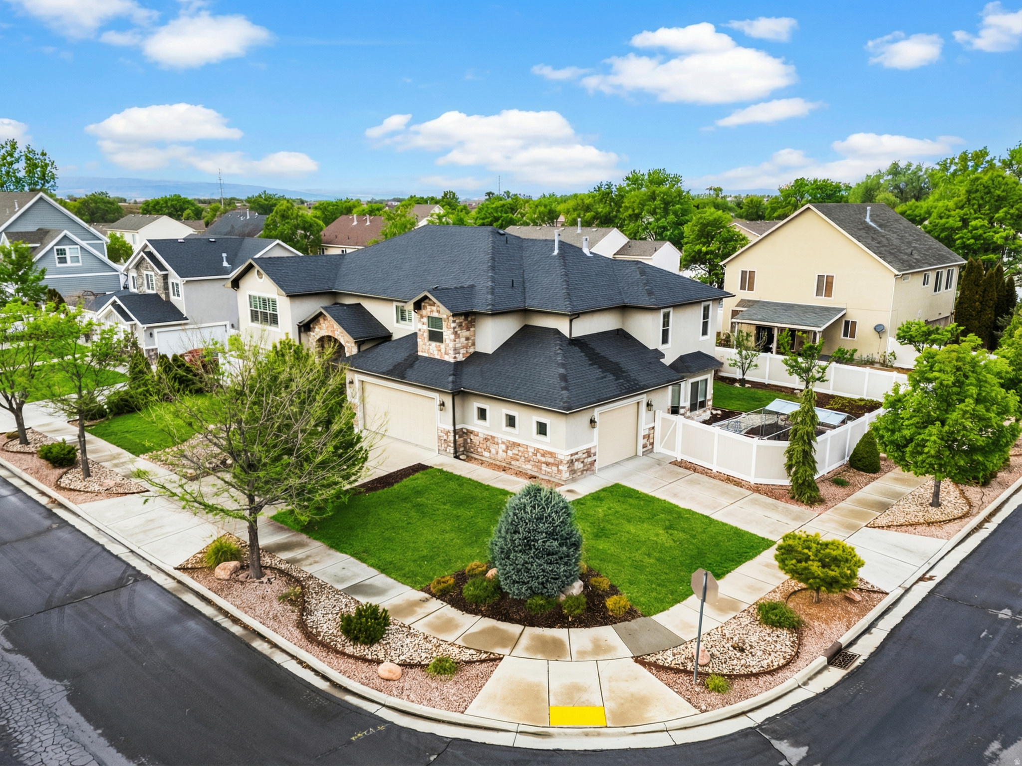 HARVEST MEADOWS - Residential