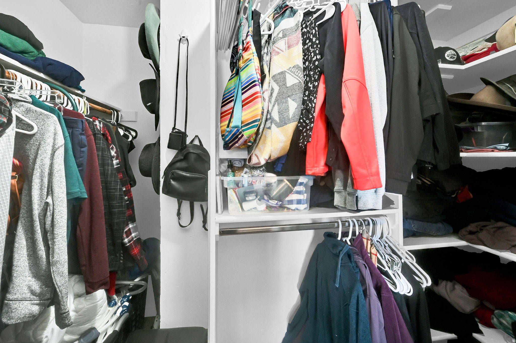 PINEBROOK - Residential