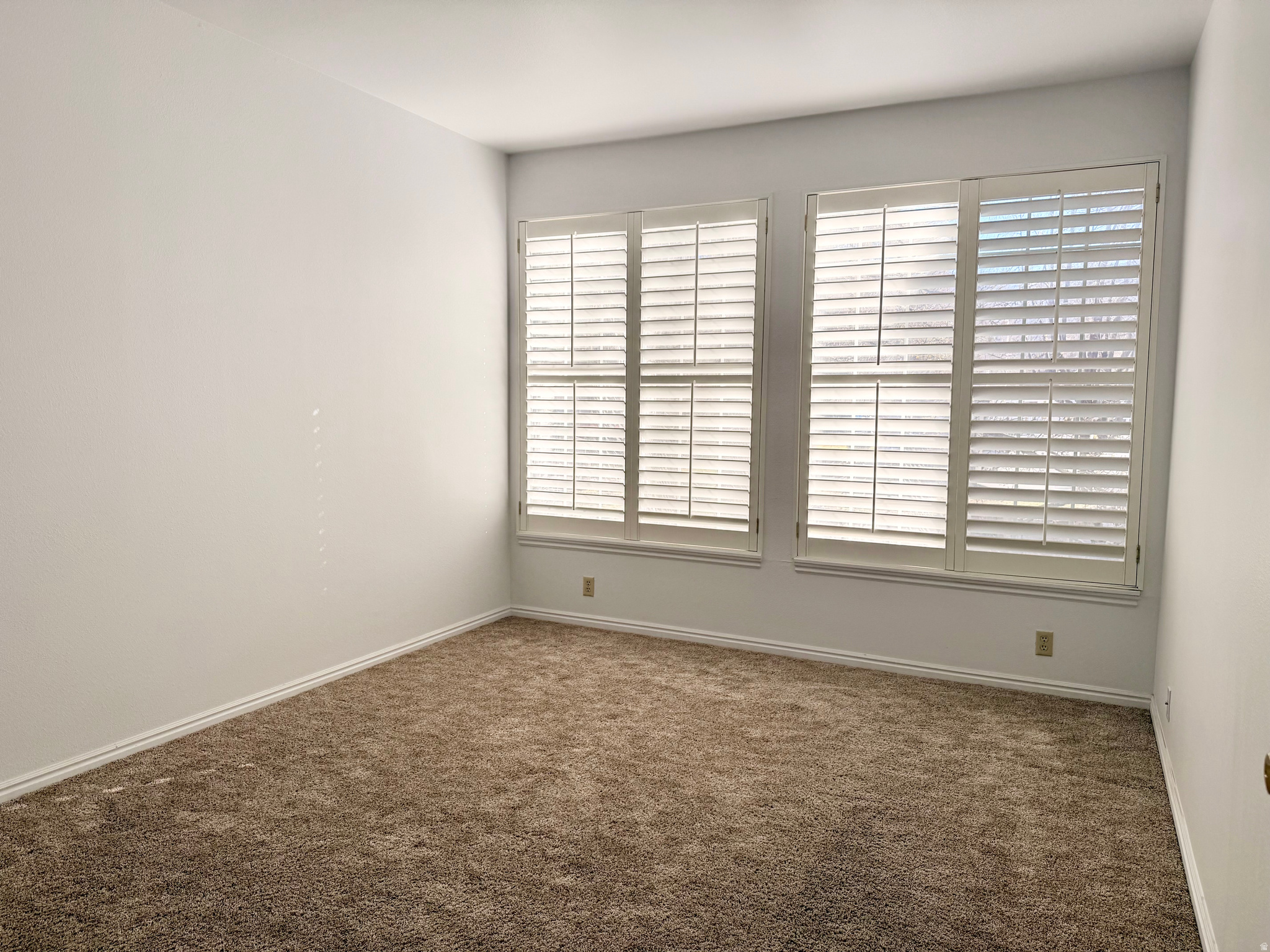 CARRIAGE CROSSING - Residential