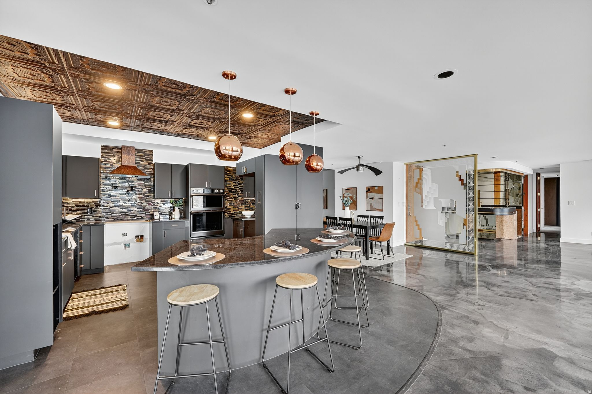 AMERICAN TOWERS - Residential