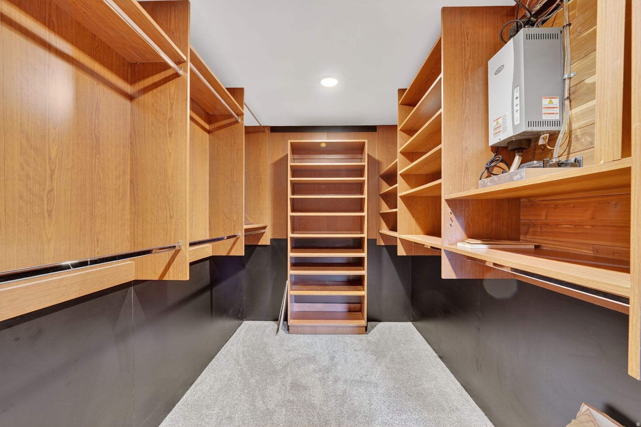 AMERICAN TOWERS - Residential