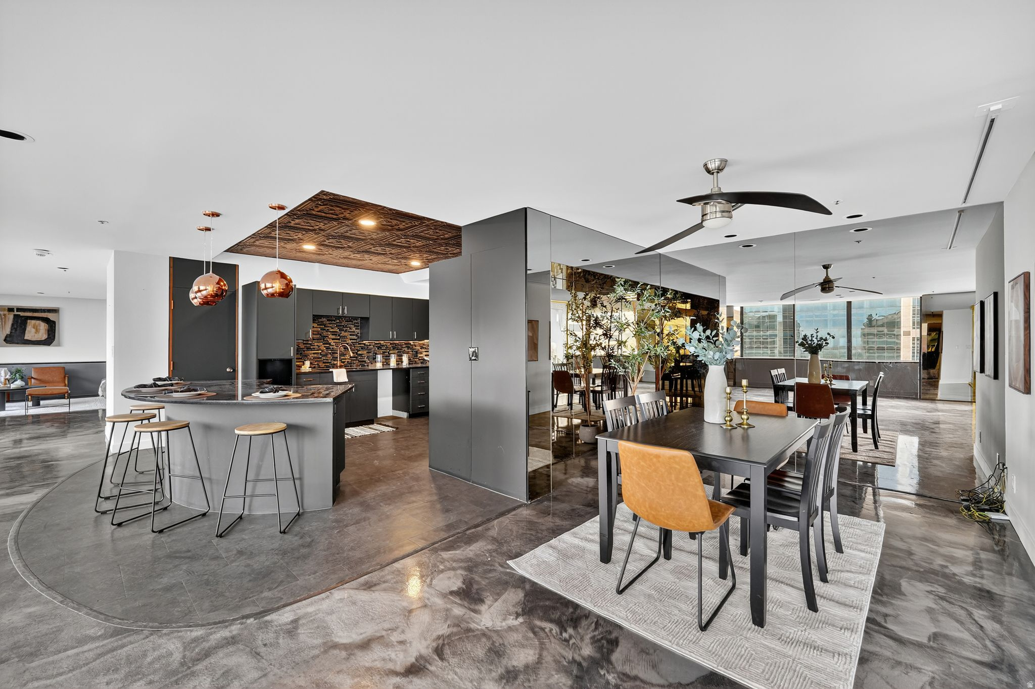 AMERICAN TOWERS - Residential