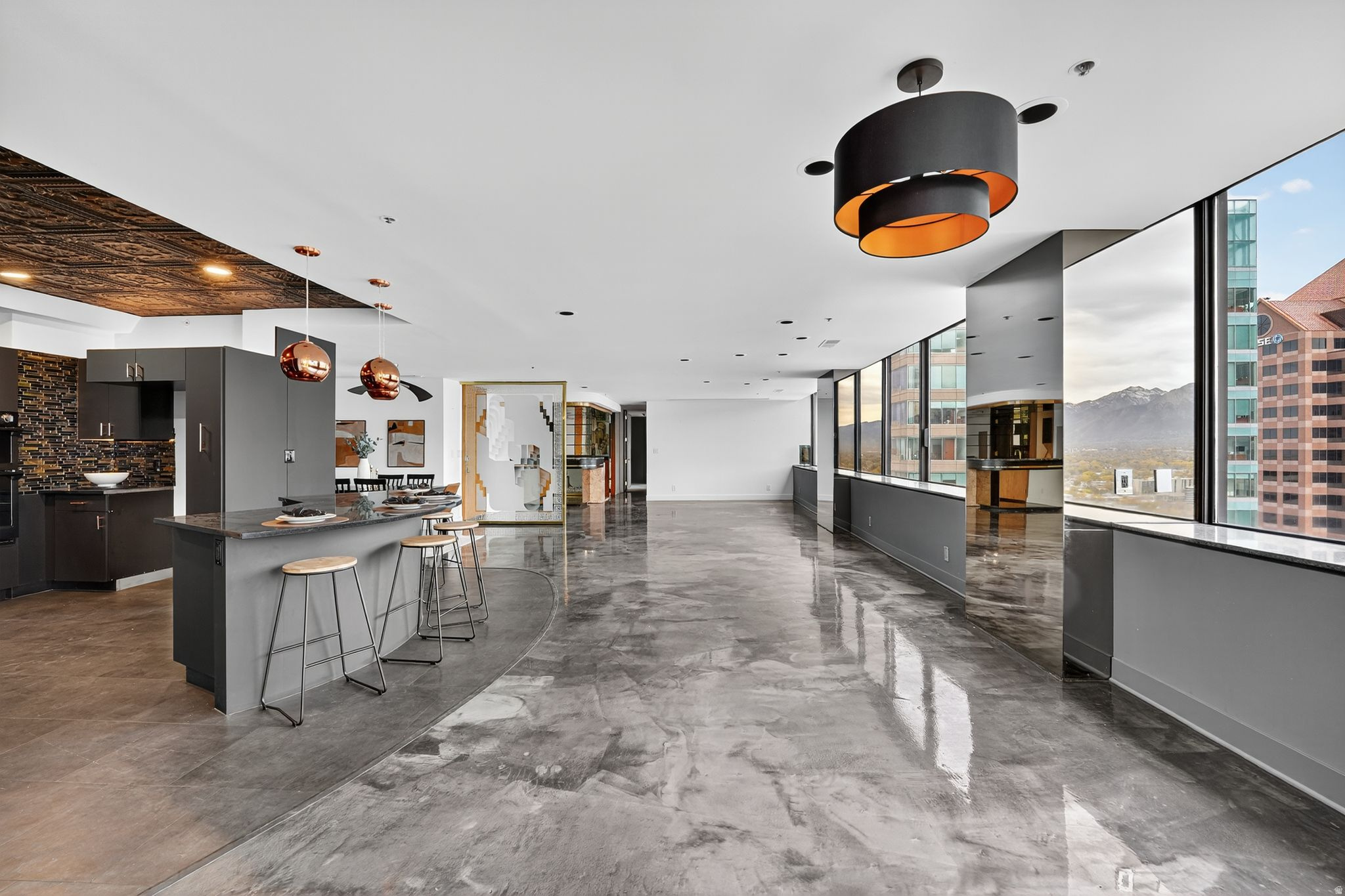 AMERICAN TOWERS - Residential