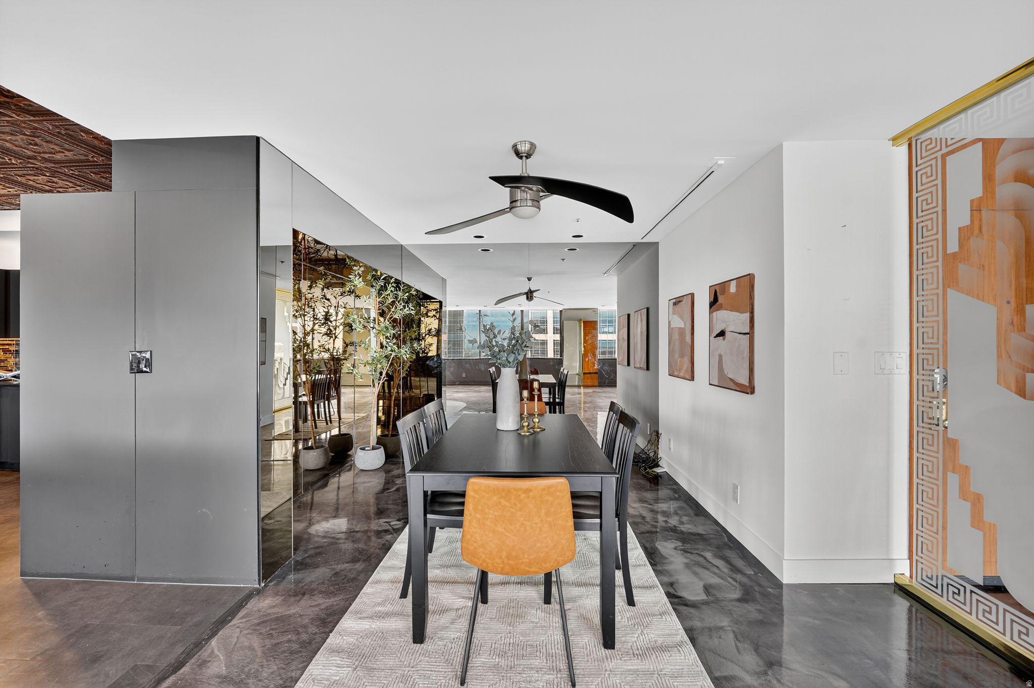 AMERICAN TOWERS - Residential