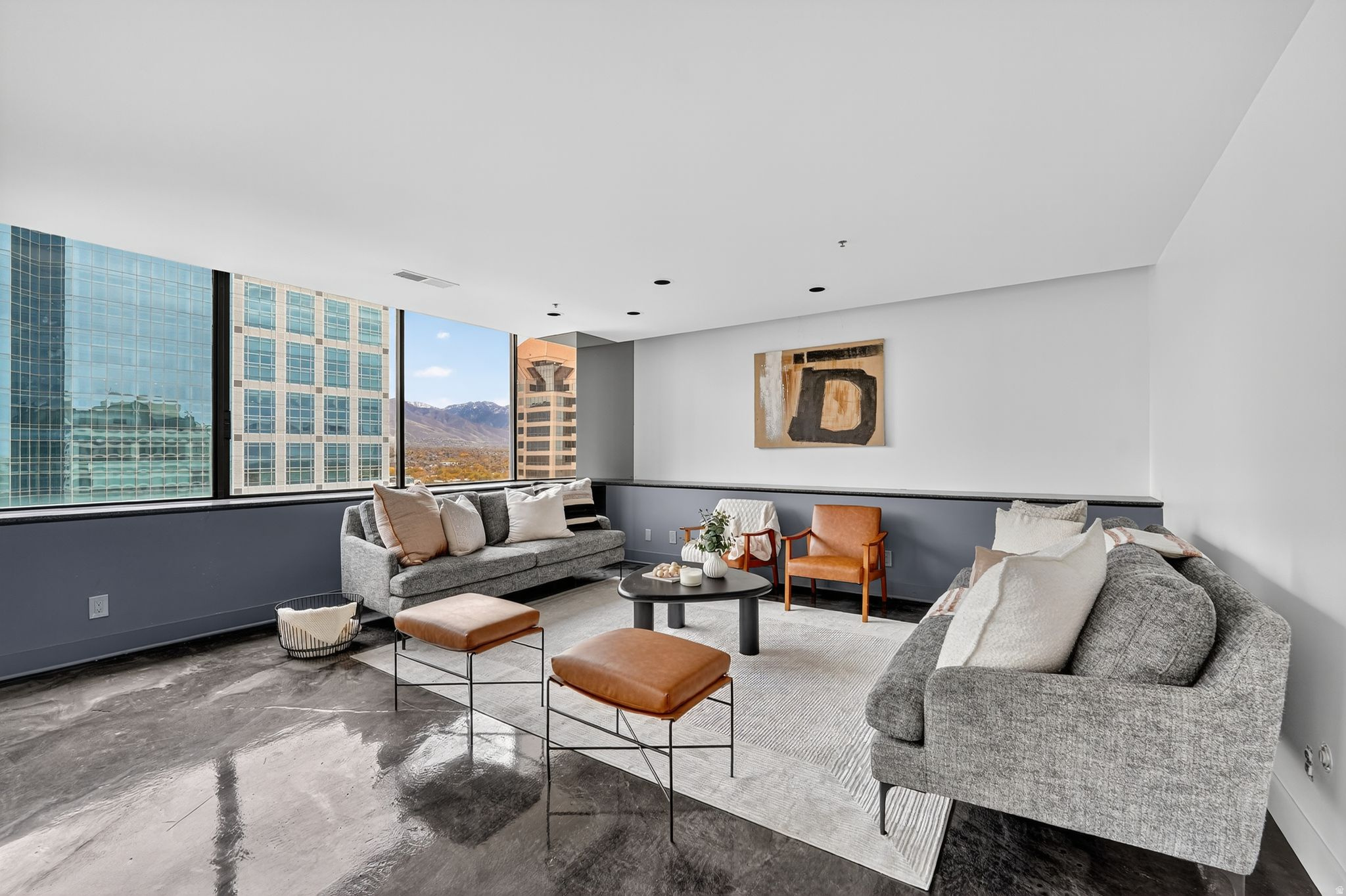 AMERICAN TOWERS - Residential