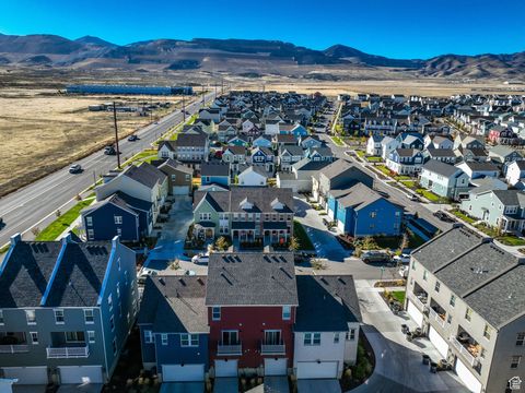 Tiny photo for 11771 S LEANDER DR, South Jordan, UT 84009 (MLS # 2119146)