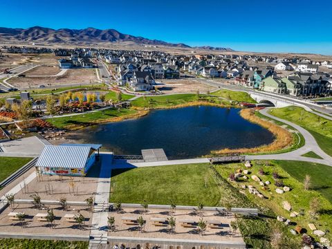 Tiny photo for 11771 S LEANDER DR, South Jordan, UT 84009 (MLS # 2119146)