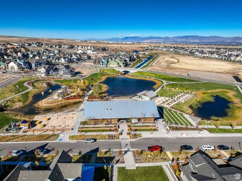 Tiny photo for 11771 S LEANDER DR, South Jordan, UT 84009 (MLS # 2119146)