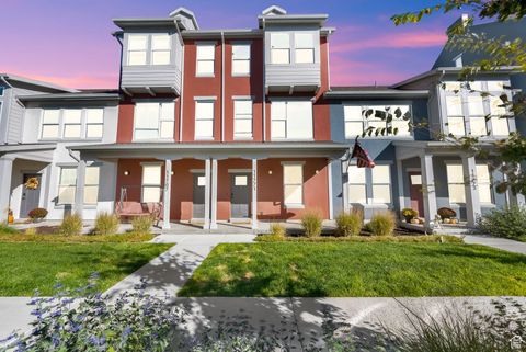 Tiny photo for 11771 S LEANDER DR, South Jordan, UT 84009 (MLS # 2119146)
