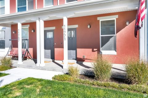 Tiny photo for 11771 S LEANDER DR, South Jordan, UT 84009 (MLS # 2119146)