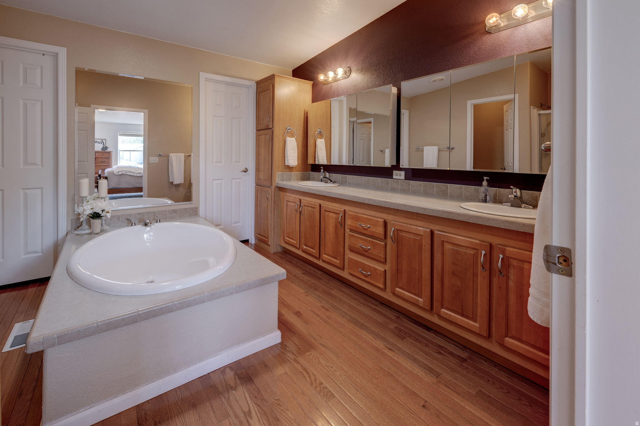 TURKEY TROT ESTATES - Residential Income