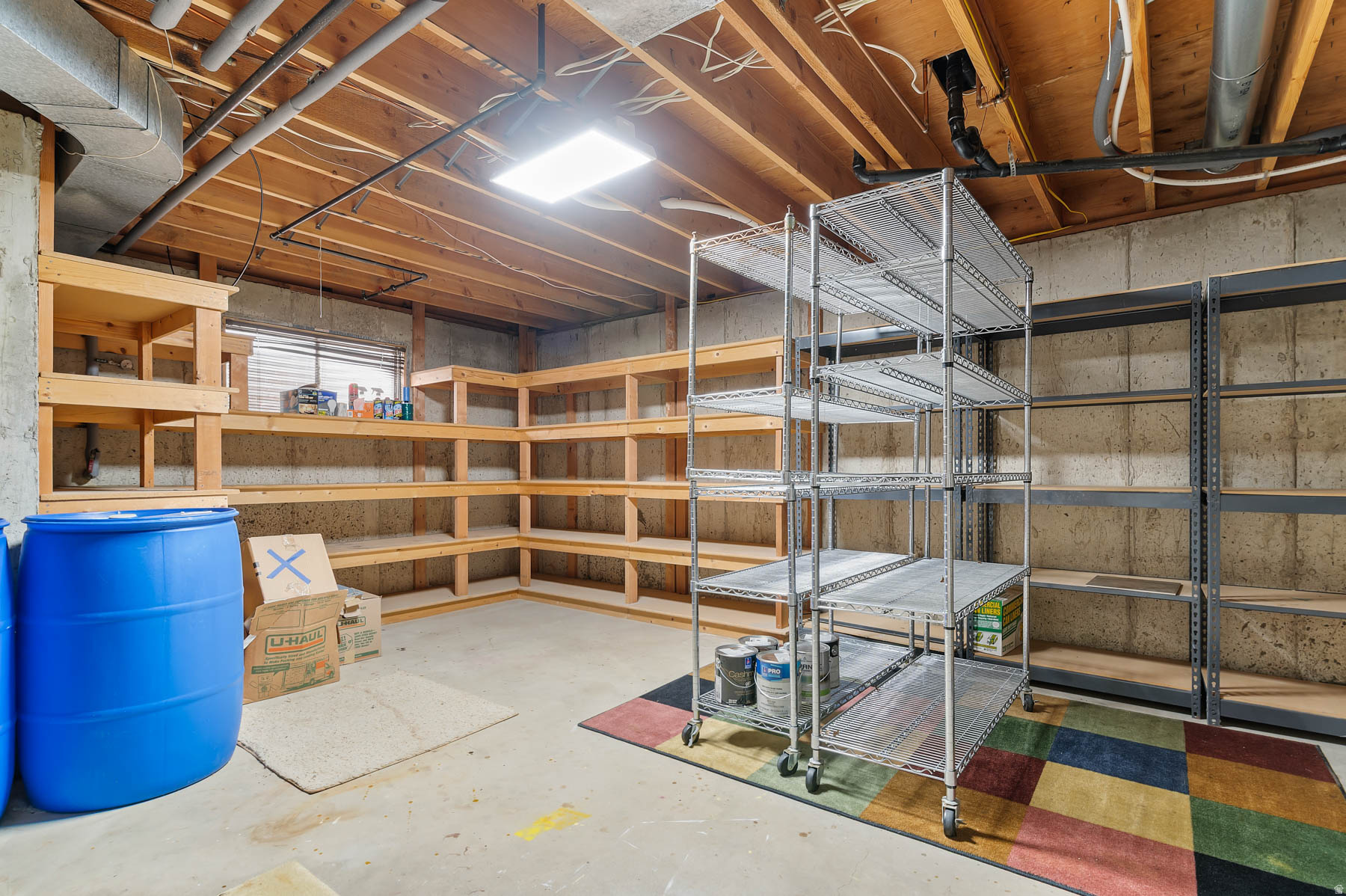 COUNTRY OAKS - Residential