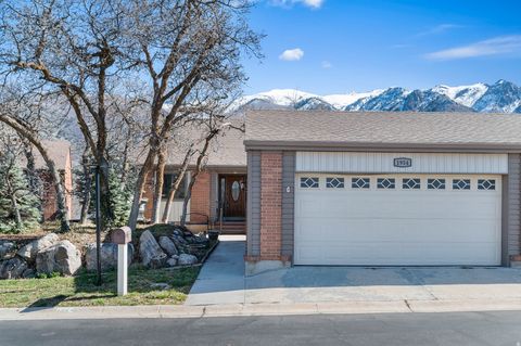 Townhouse For Sale - 1954 N 2600<br/> Layton, UT 84040