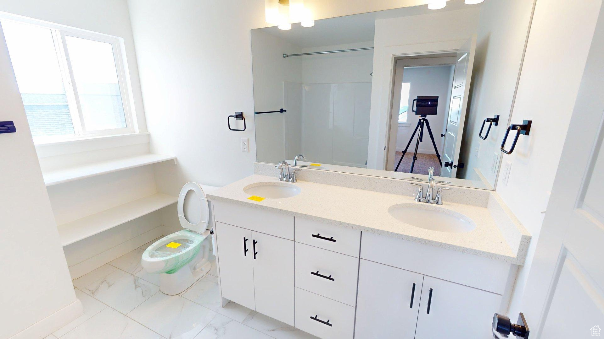 EAGLE VILLAGE - Residential