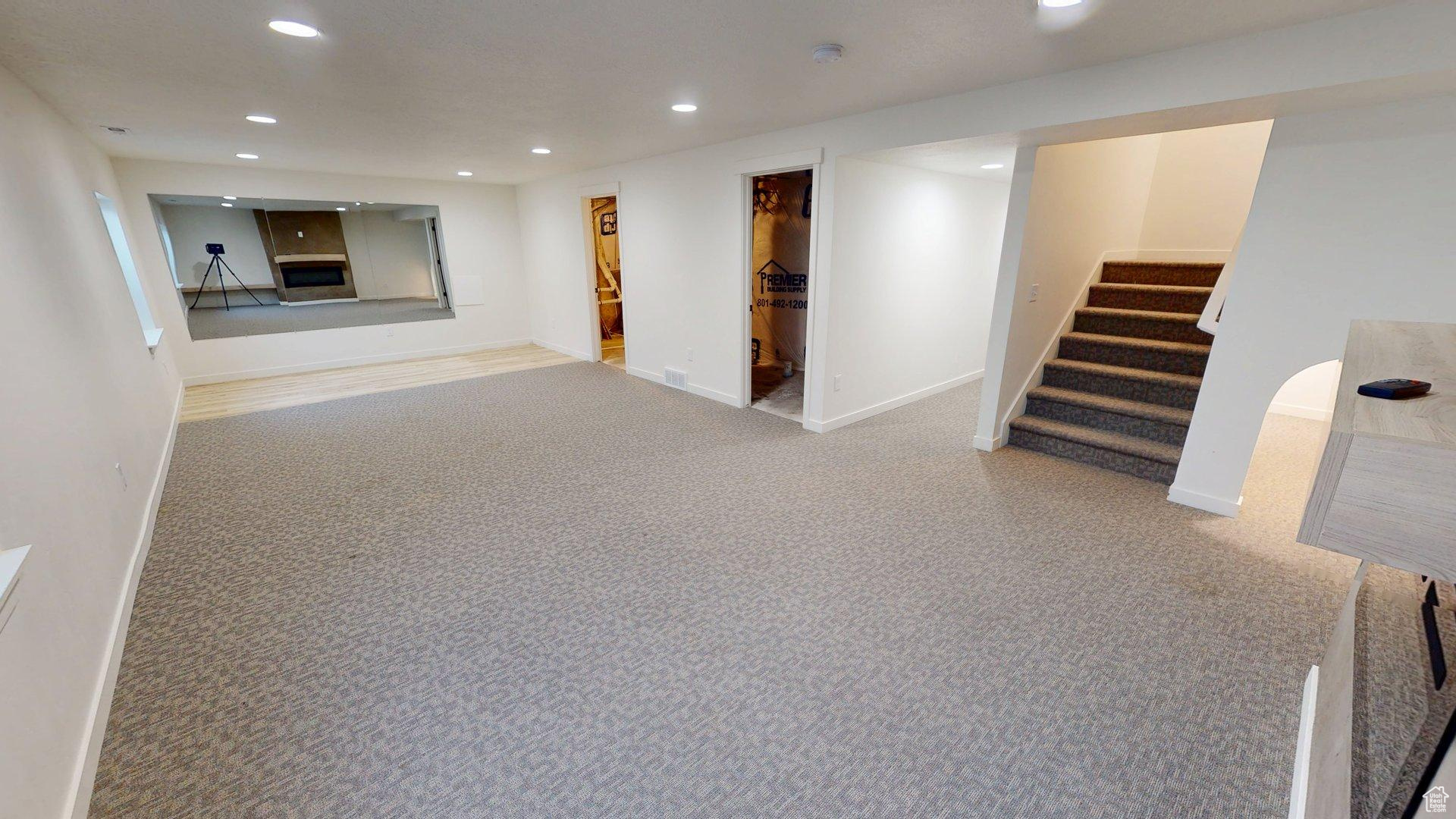 EAGLE VILLAGE - Residential