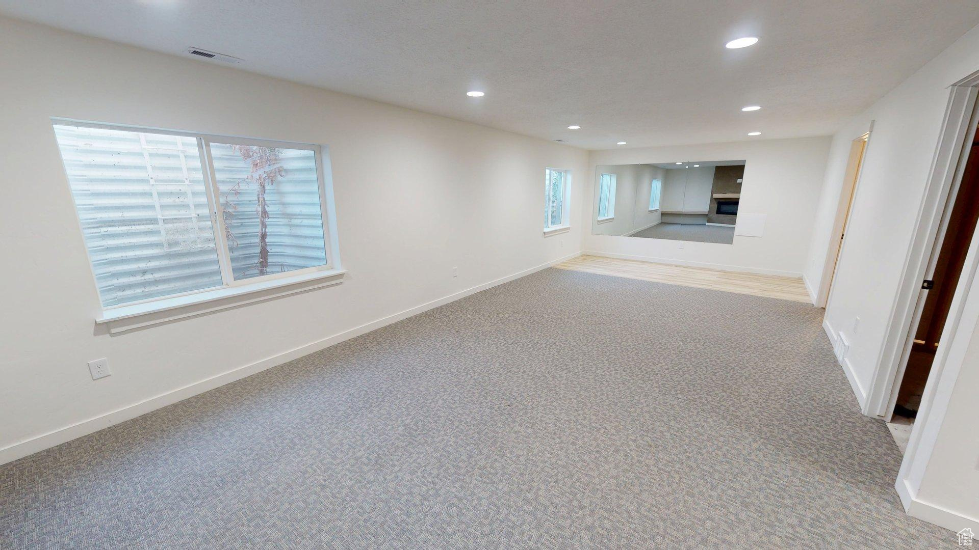 EAGLE VILLAGE - Residential