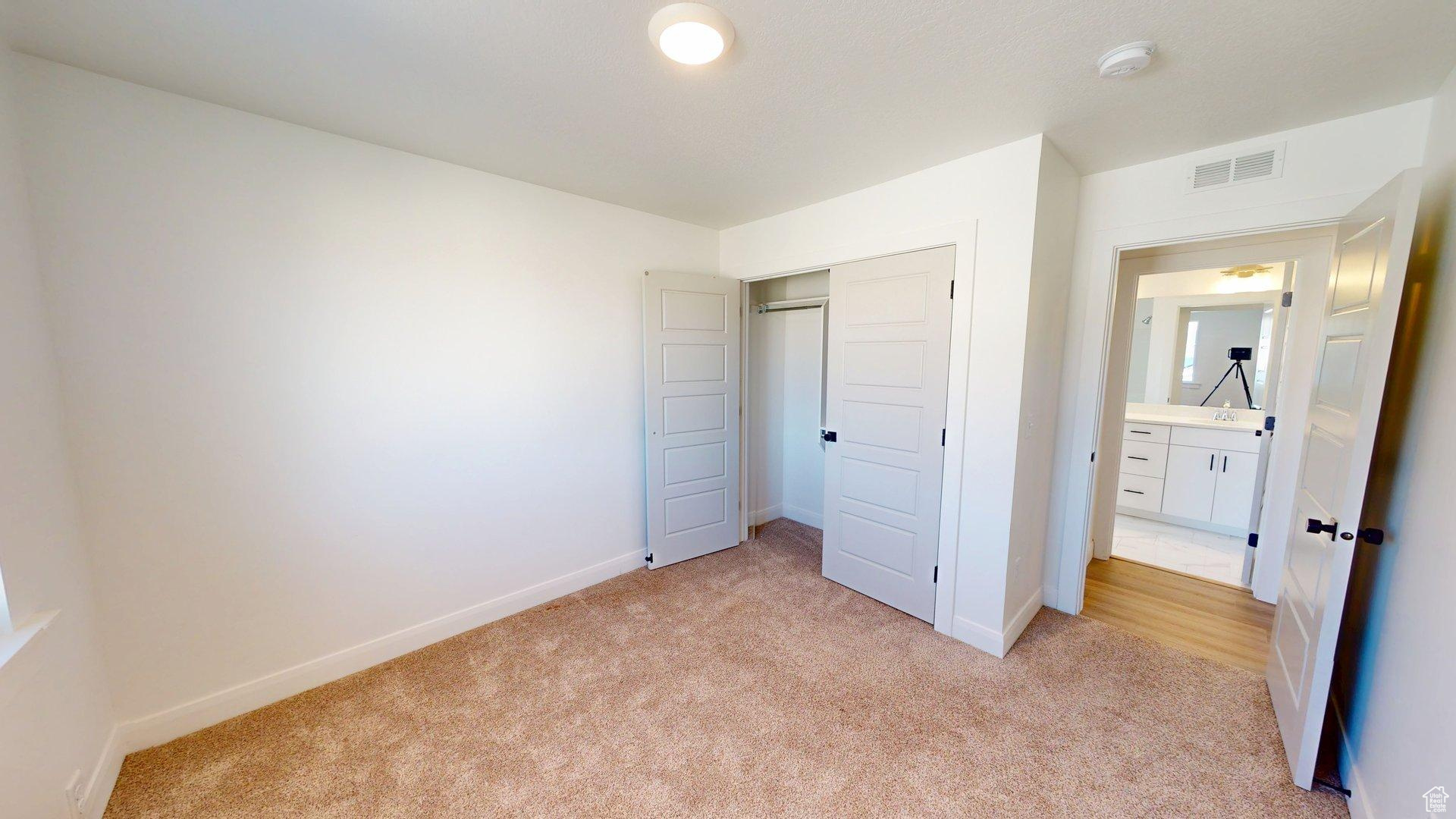 EAGLE VILLAGE - Residential