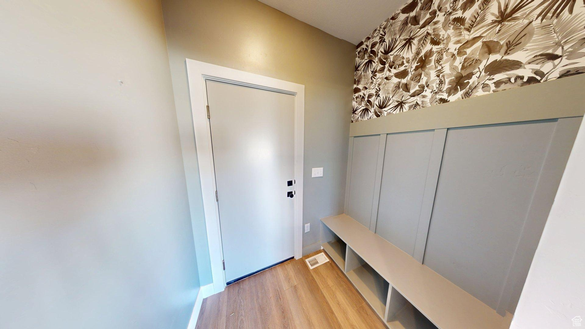 EAGLE VILLAGE - Residential