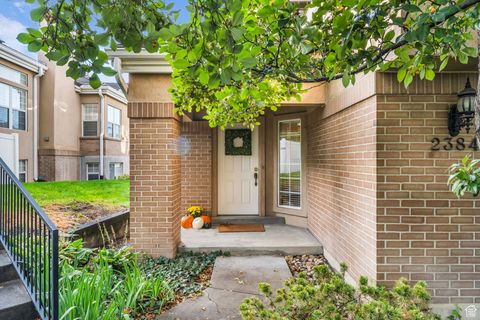Tiny photo for 2384 E SUMMERSPRING LN, Holladay, UT 84124 (MLS # 2117645)