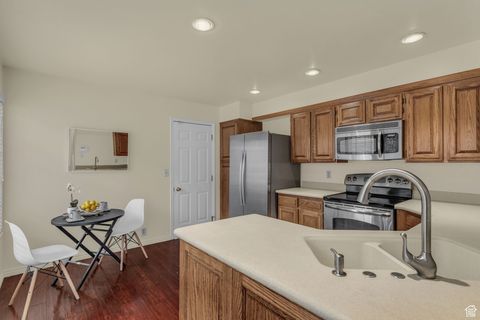 Tiny photo for 2384 E SUMMERSPRING LN, Holladay, UT 84124 (MLS # 2117645)