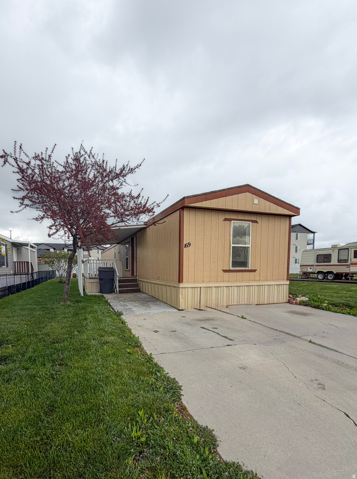 TOWN AND COUNTRY ESTATES - Residential