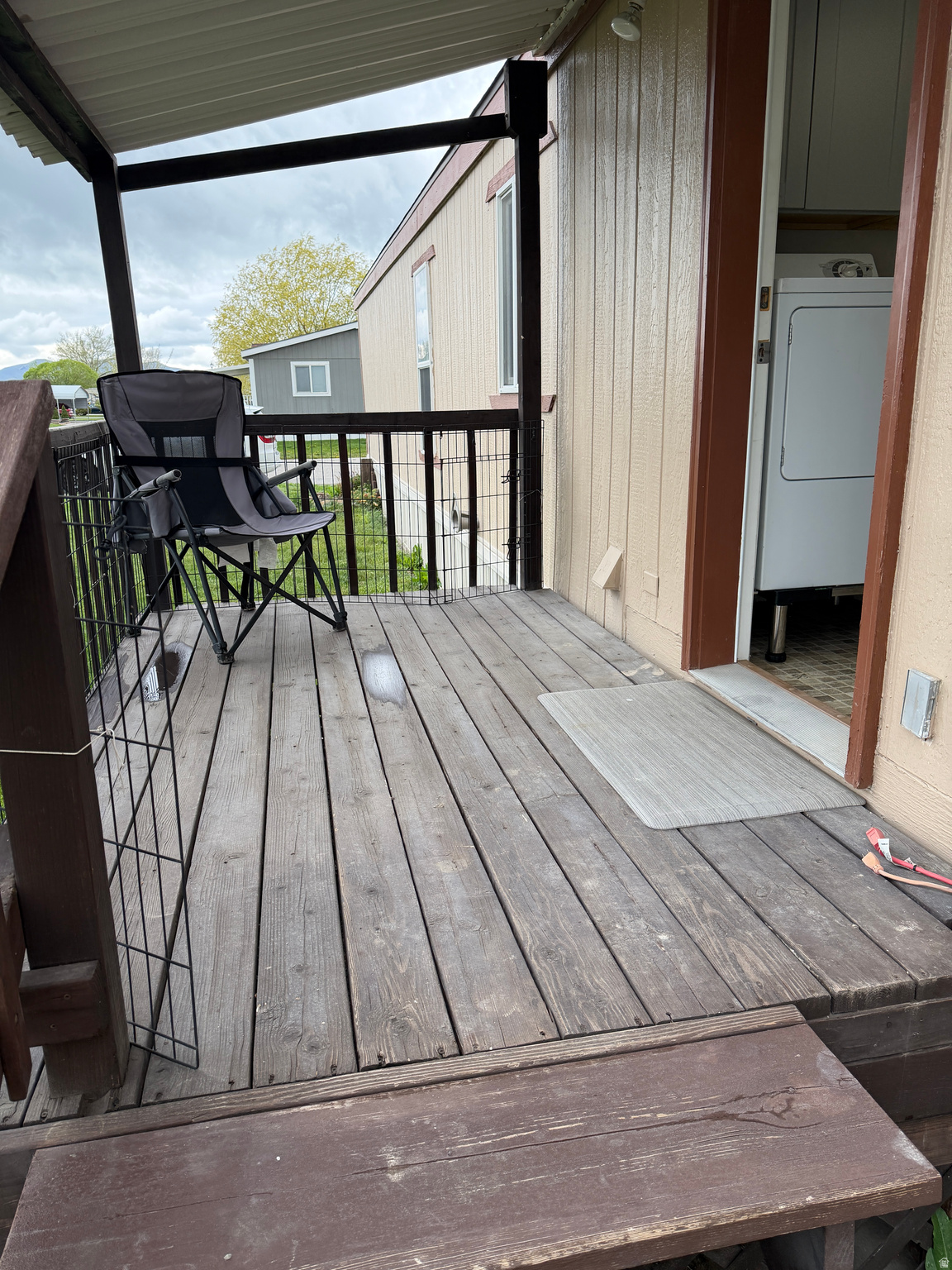 TOWN AND COUNTRY ESTATES - Residential