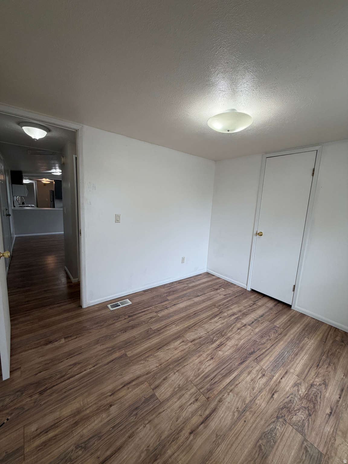 TOWN AND COUNTRY ESTATES - Residential