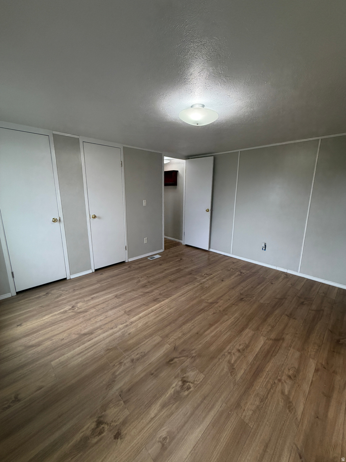 TOWN AND COUNTRY ESTATES - Residential