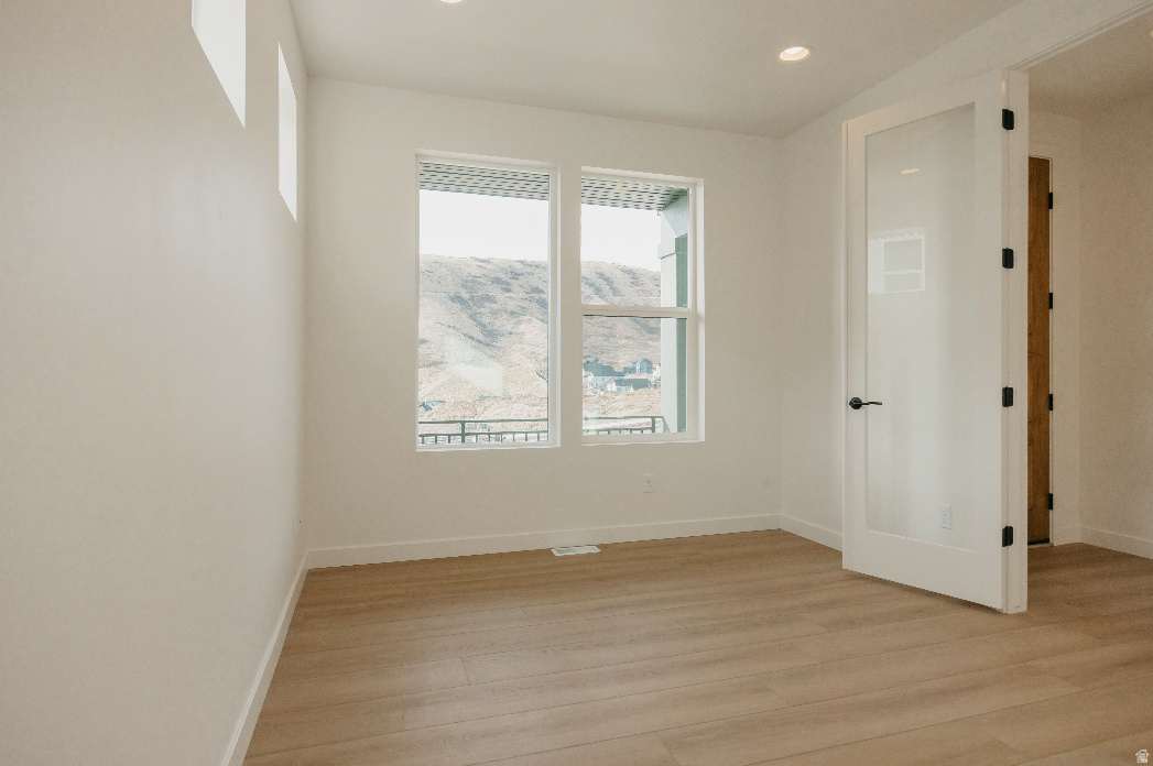 CANYON POINT - Residential