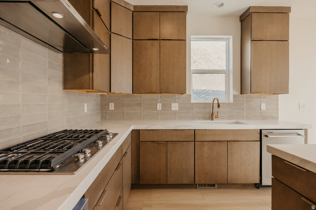 CANYON POINT - Residential