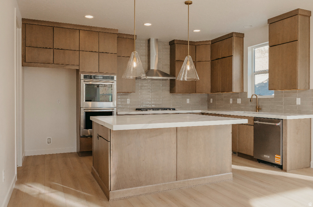 CANYON POINT - Residential