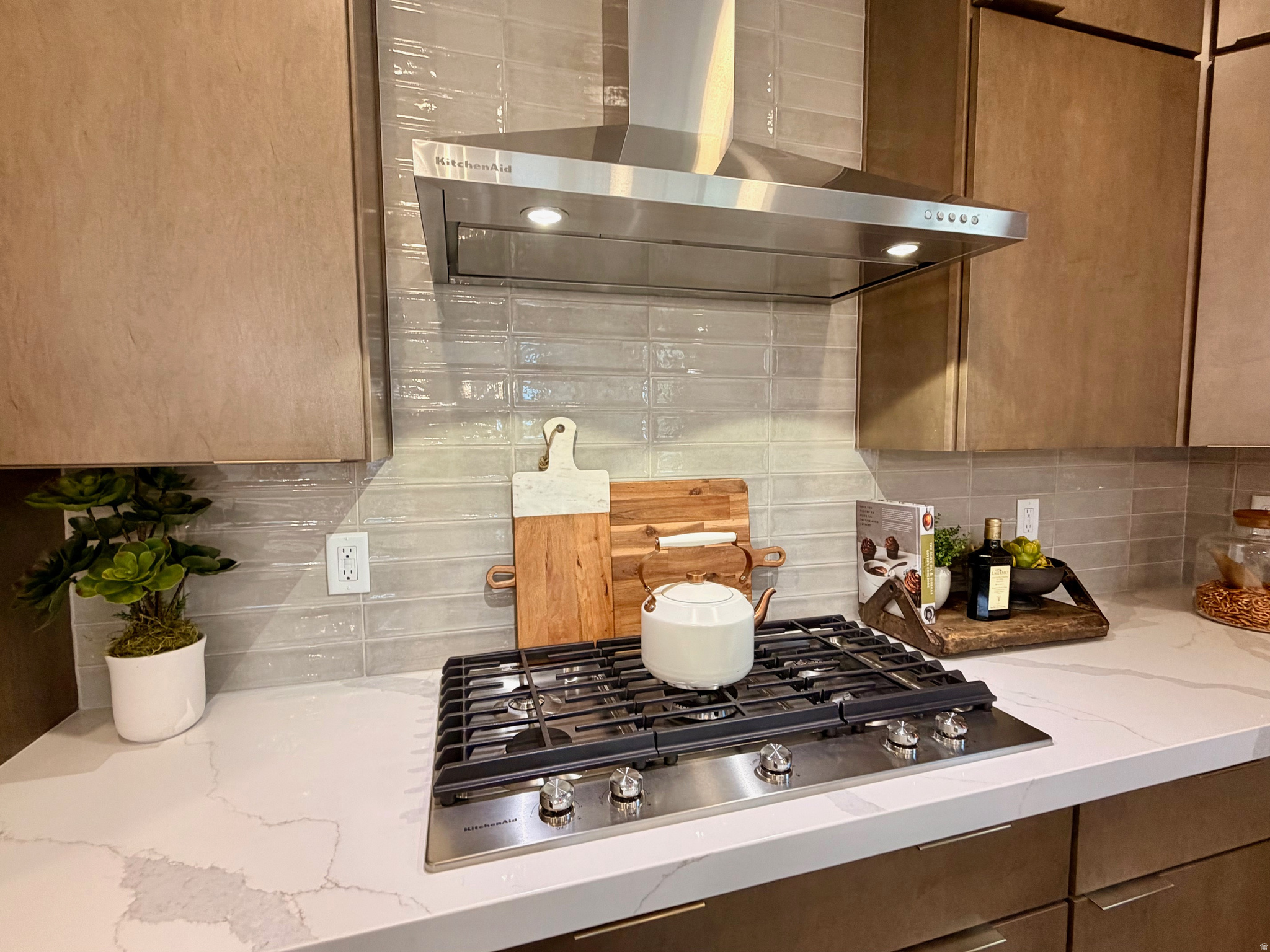 CANYON POINT - Residential