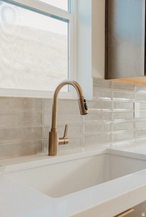 CANYON POINT - Residential