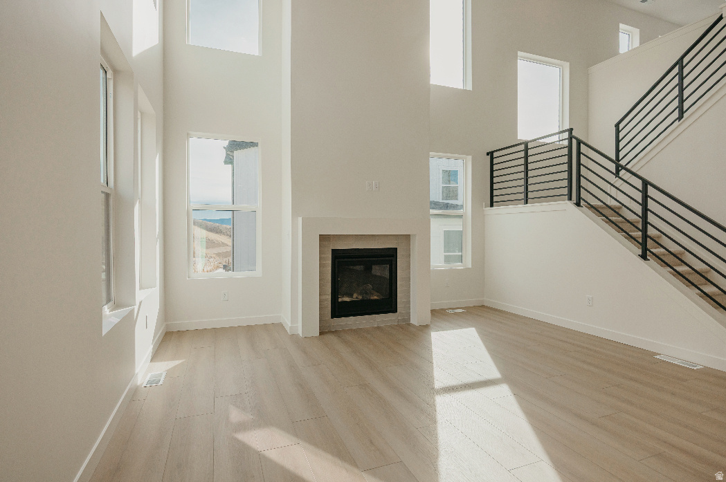 CANYON POINT - Residential