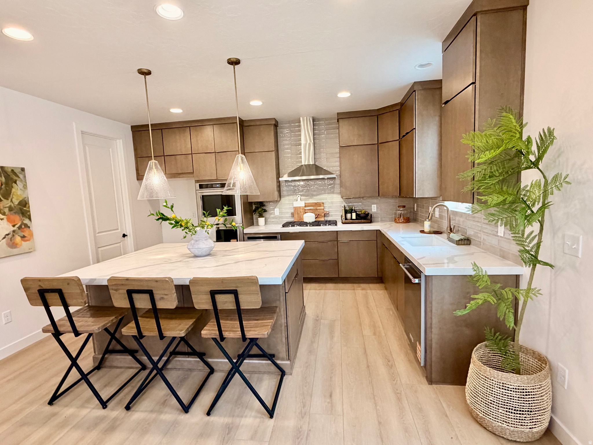 CANYON POINT - Residential