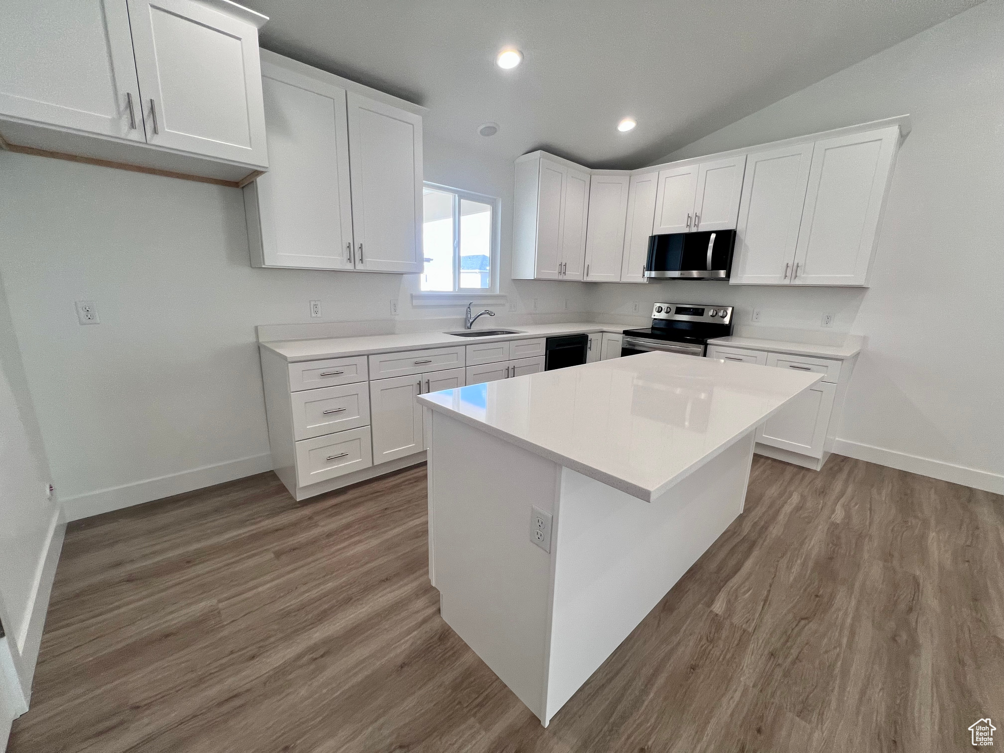 EAGLE POINT - Residential