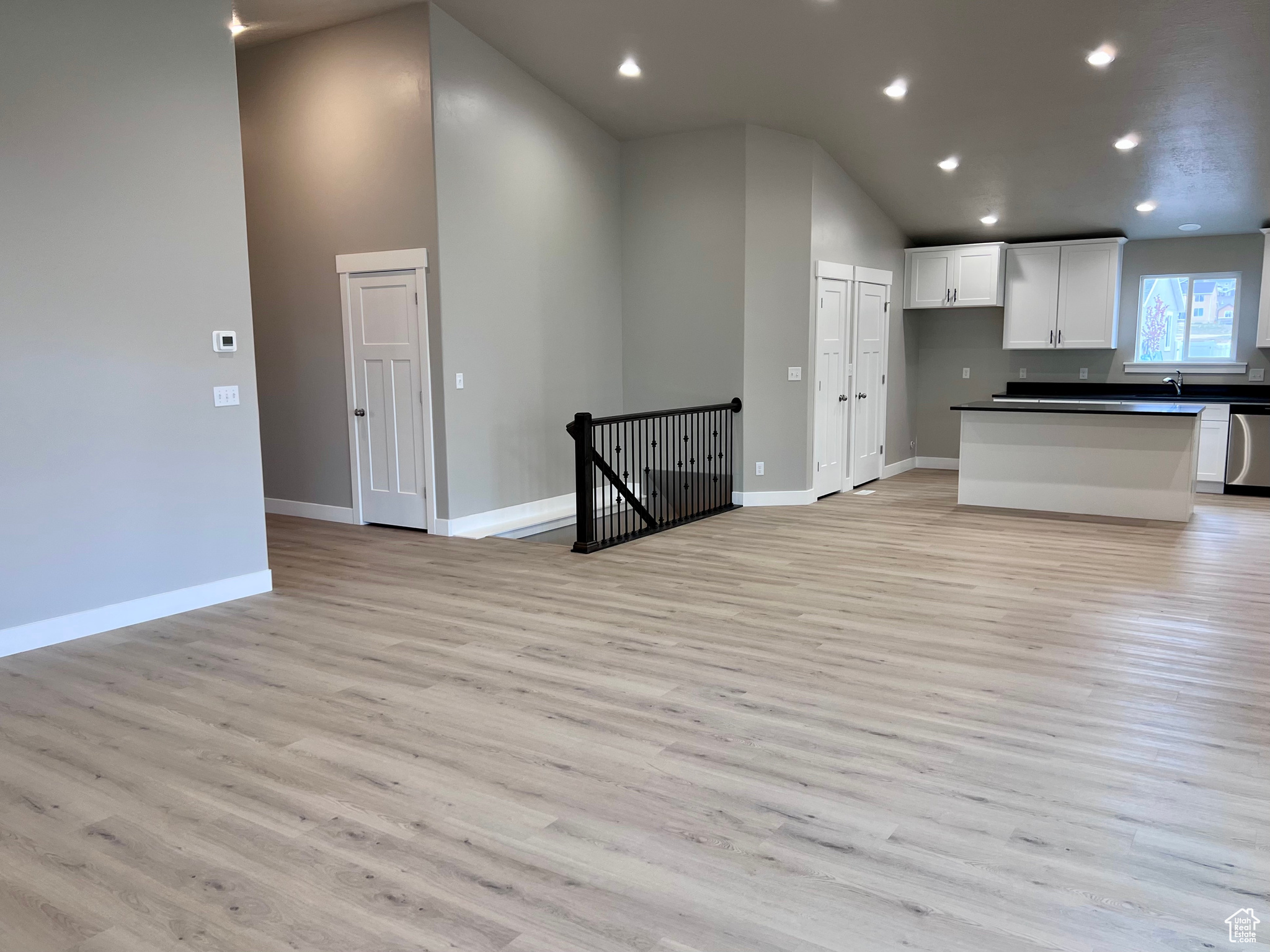 EAGLE POINT - Residential