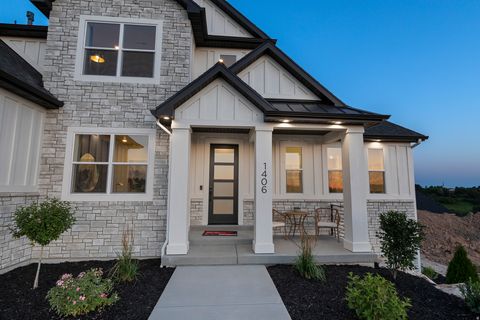 Tiny photo for 623 S 125 E, Hyde Park, UT 84318 (MLS # 2135409)