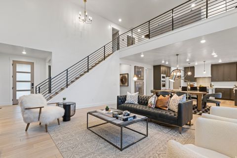 Tiny photo for 623 S 125 E, Hyde Park, UT 84318 (MLS # 2135409)