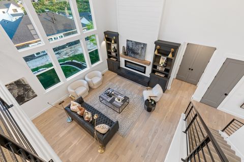 Tiny photo for 623 S 125 E, Hyde Park, UT 84318 (MLS # 2135409)